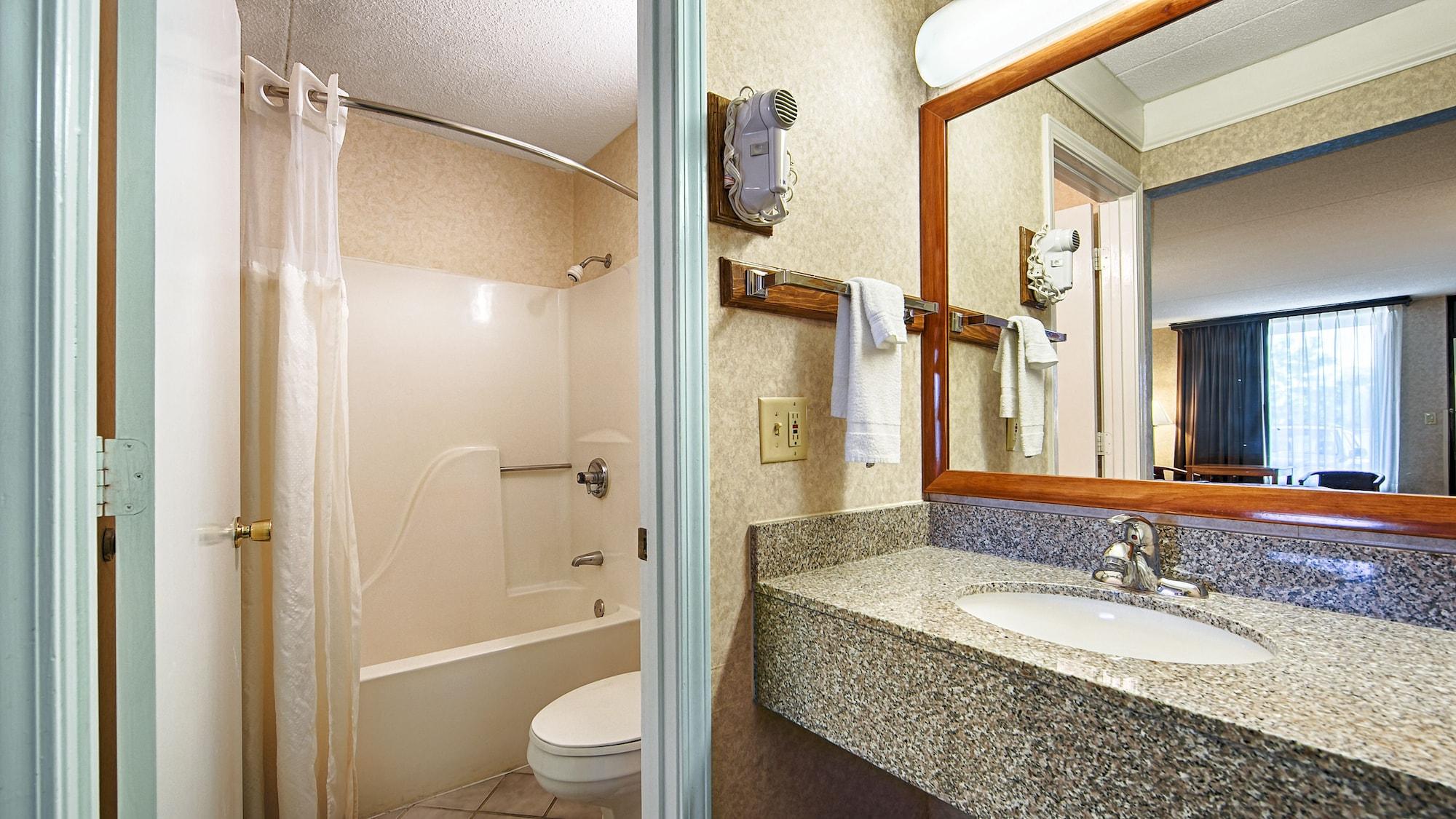 Days Inn By Wyndham Columbia Kentucky Exterior foto